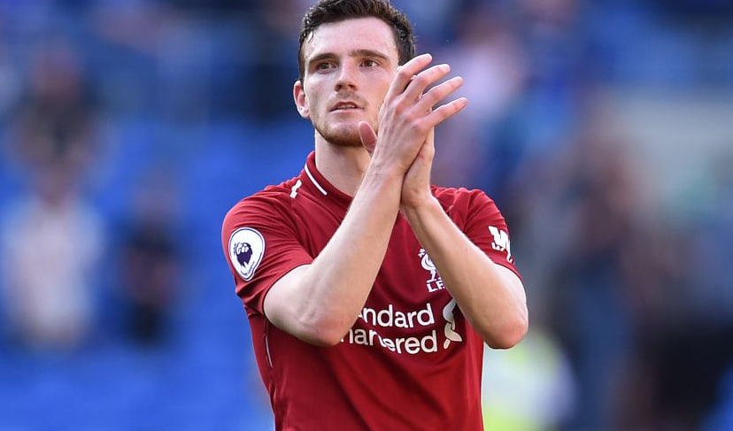 Lesão de Robertson: Klopp confirma cirurgia e ausência prolongada