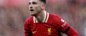 Robertson discute o desafio do Liverpool na corrida pelo título da Premier League